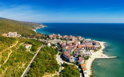 Walk to Elenite – the quiet resort next to the noise of Sunny Beach